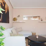 Casa Terra: 50 Meters From The *