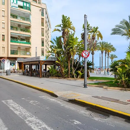 Appartement Casa Terra: 50 Meters From The Torrevieja