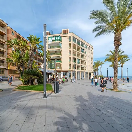 Casa Terra: 50 Meters From The * Torrevieja