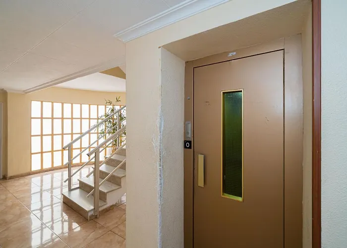 Casa Terra: 50 Meters From The