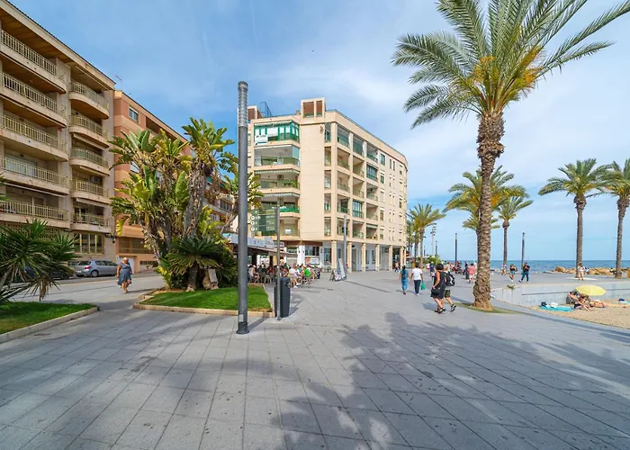 Casa Terra: 50 Meters From The * Torrevieja